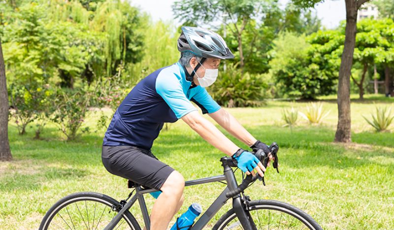Si vas a manejar bicicleta en verano, sigue estos cuidados